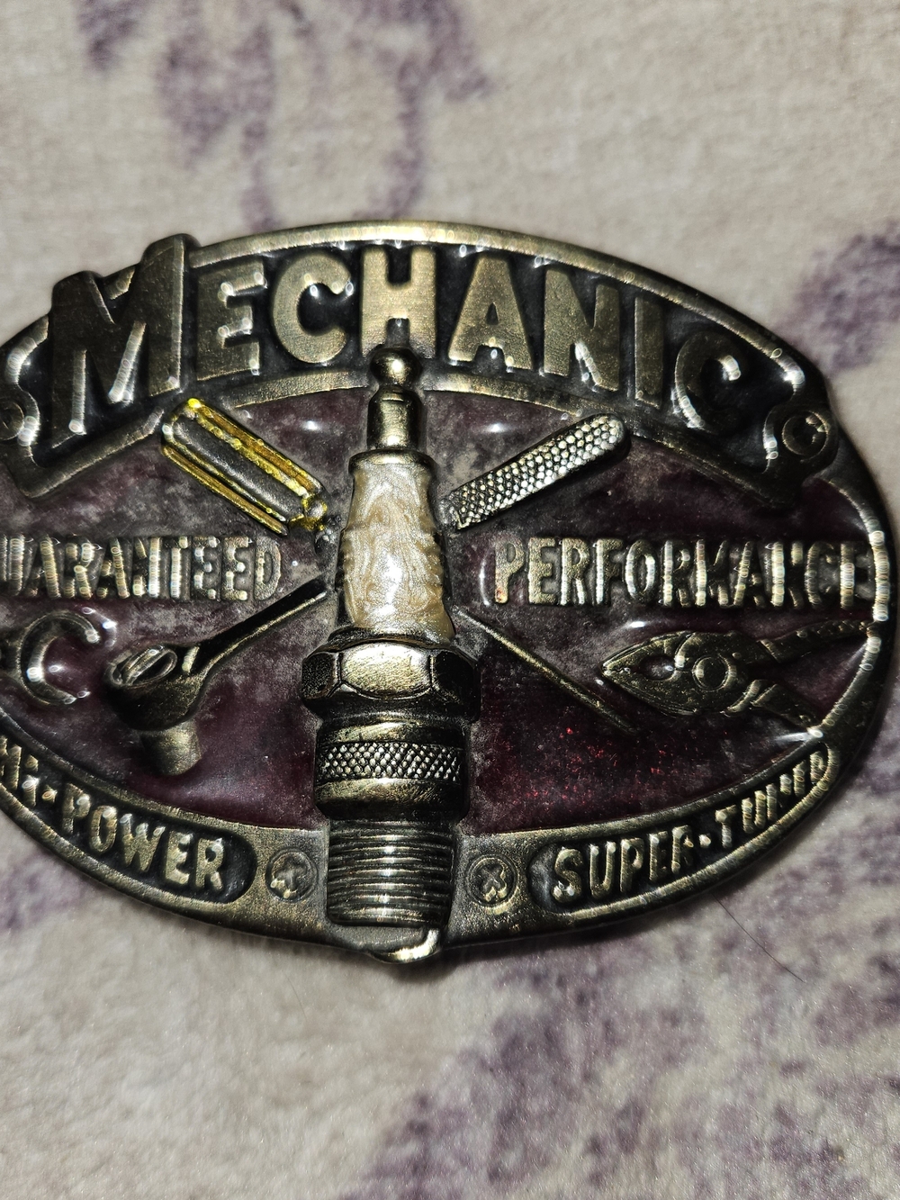 Mechanic Vintage-Style Metal Belt Buckle - with Maroon Inlay